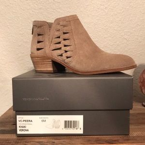 VINCE CAMUTO Booties